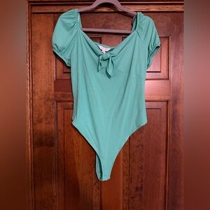 Women's LC Lauren Conrad Puff Sleeve Tie Front Bodysuit Size XL NWT